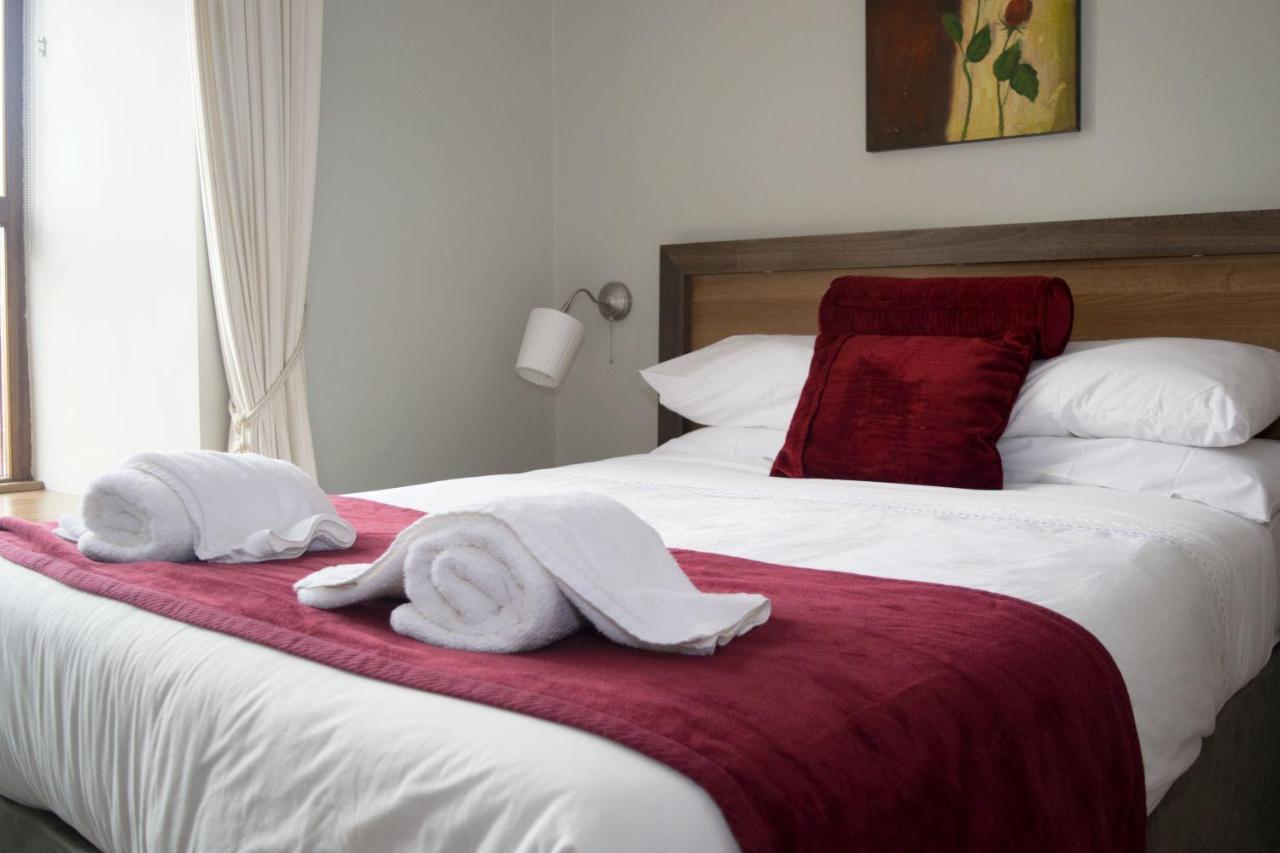 Ravine Hotel Lisdoonvarna Buitenkant foto