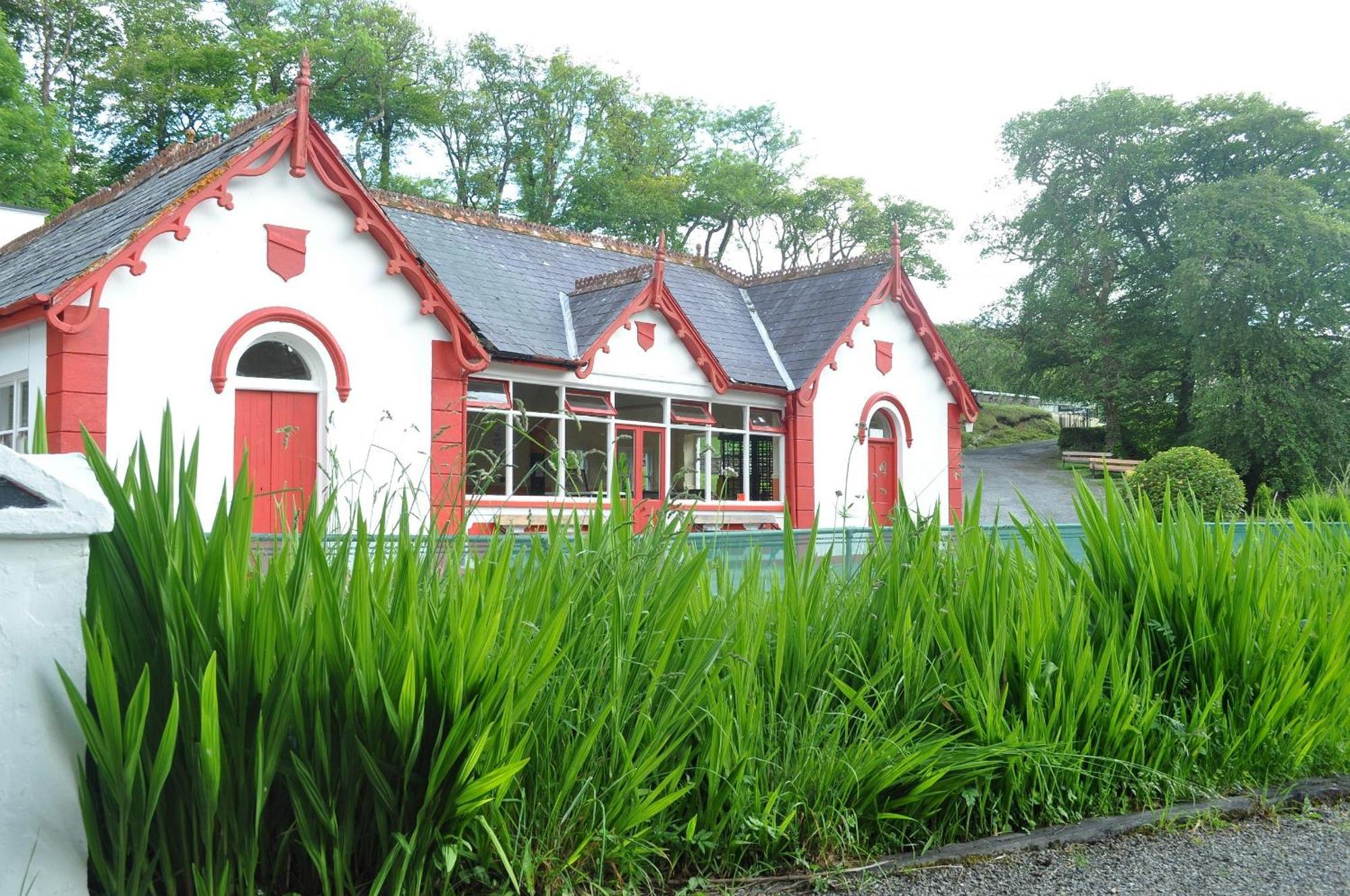 Ravine Hotel Lisdoonvarna Buitenkant foto